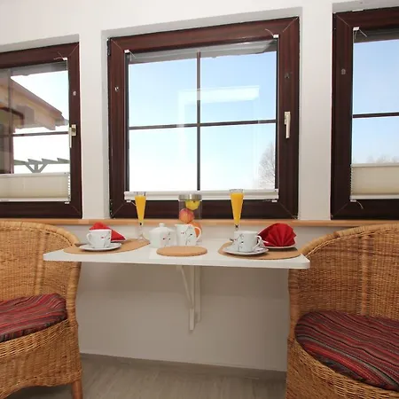 F-1011 Haus 29a Fewo 04 Terrasse, Gartennutzung Lobbe